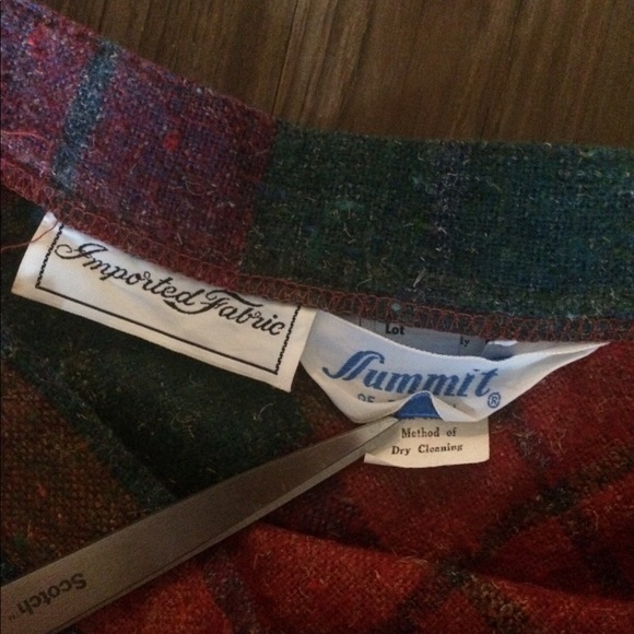 Vintage plaid skirt - Picture 3 of 6